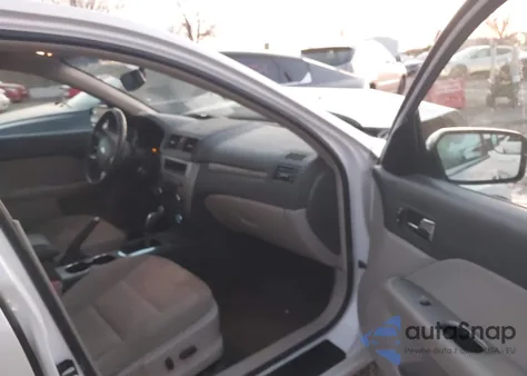 2012 Ford Fusion Hybrid from USA, damaged, VIN 3FADP0L30CR165754